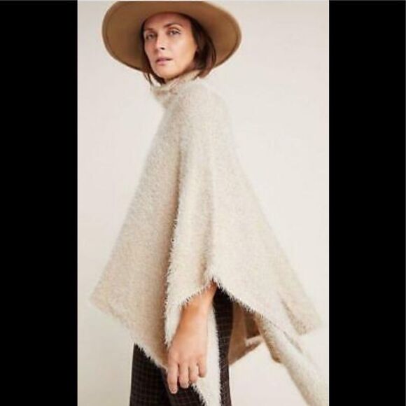 Anthropologie Akemi + Kin Lara Eyelash Poncho - Picture 1 of 5